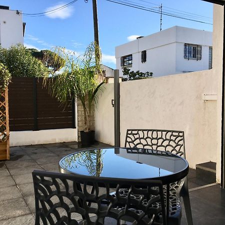 Plage A 400 M Studio Tout Confort Terrasse Clim Parking Hyères Dış mekan fotoğraf